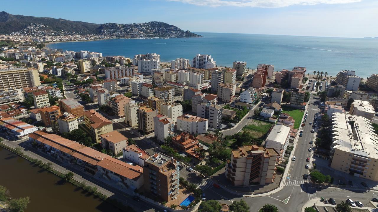 Inmosantos Daniel Apartment *